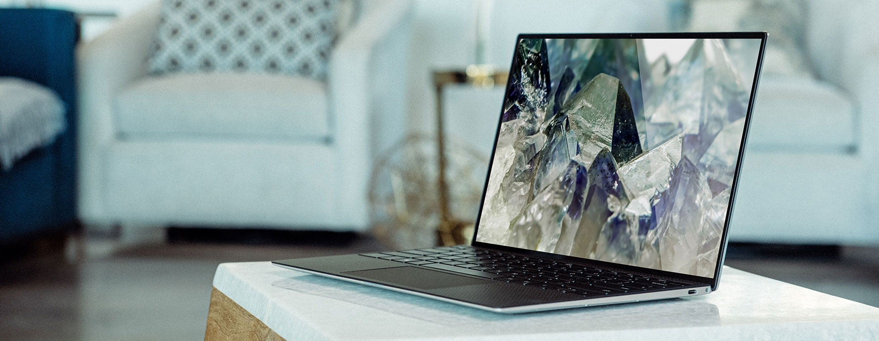 xps-pduutGbL2-M-unsplash